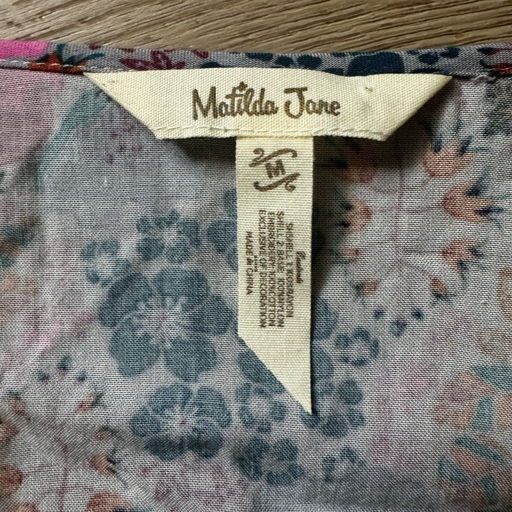 LIKE NEW MATILDA JANE MULTICOLOR FLORAL AND LACEY BLOUSE SIZE WOMEN’S MEDIUM - Picture 9 of 11